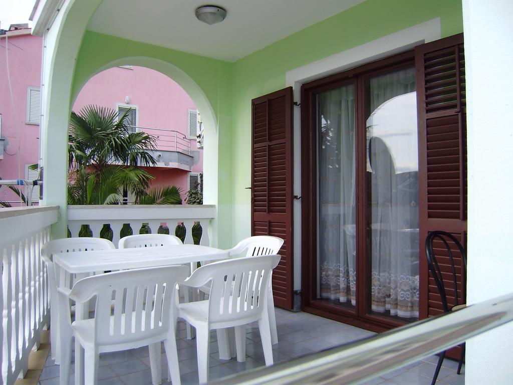 Egidio Gigi Bellich Holiday Apartments Family Houses Rabac Room photo